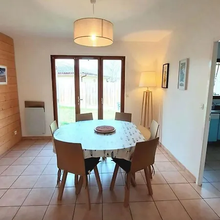 Comfortable House With Garden In * 오덴쥐